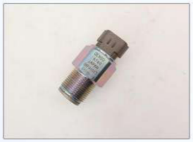 D155 PRESSURE SENSOR FUEL ND499000-6160